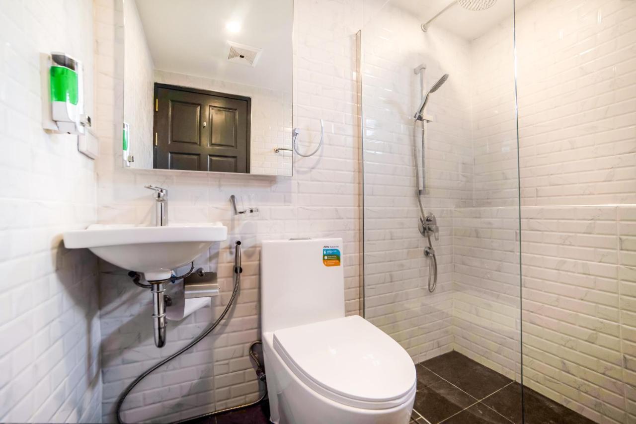 Roomquest Sukhumvit36 Bts Thonglor Bangkok Exterior foto